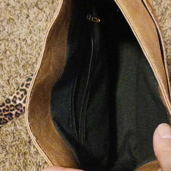 Cute Crossbody Bag - Picture 4 of 9